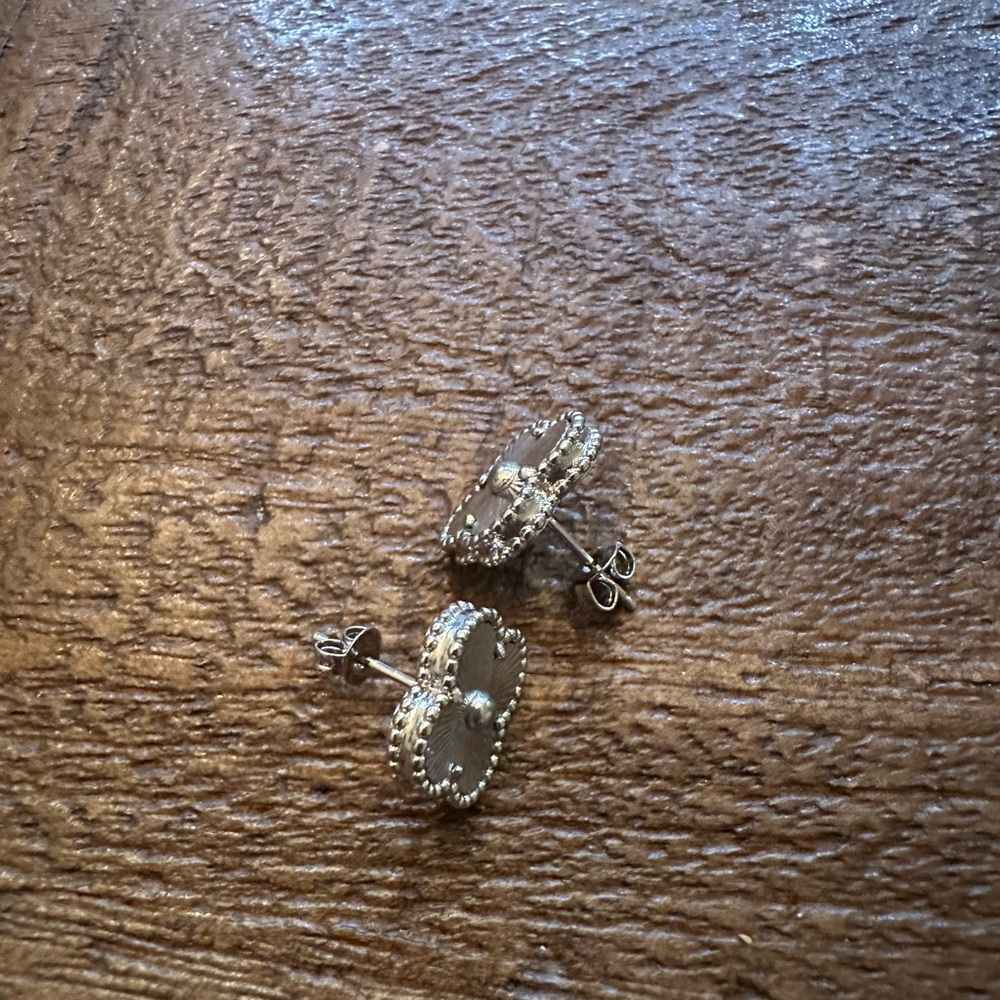 Silver Alhambra Stud Earrings